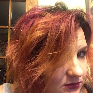 Meet your Posher, Mallory